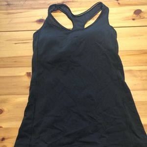 Lululemon Deep Breath Tank size 4